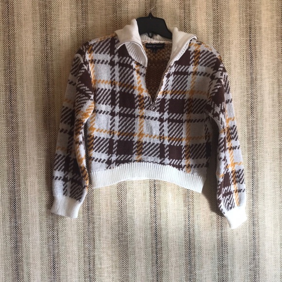 Almost Famous crop top Sweater size small - Picture 1 of 3